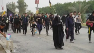 نمایی از پیاده روی زوار ابا عبد الله الحسین علیه السلام