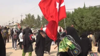 زائرین حضرت سید الشهدا در مسیر پیاده روی